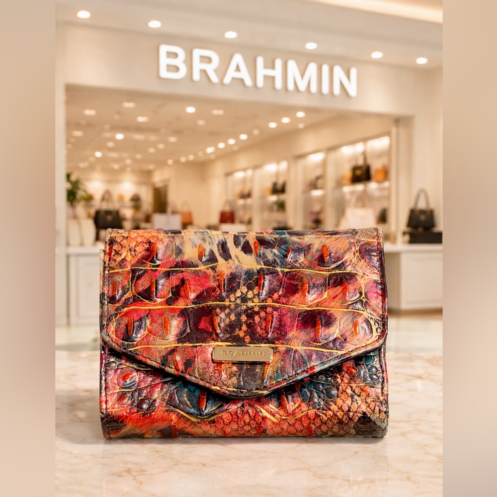 BRAHMIN Veronica SHAPESHIFTER Melbourne Genuine Leather Trifold Wallet NWOT